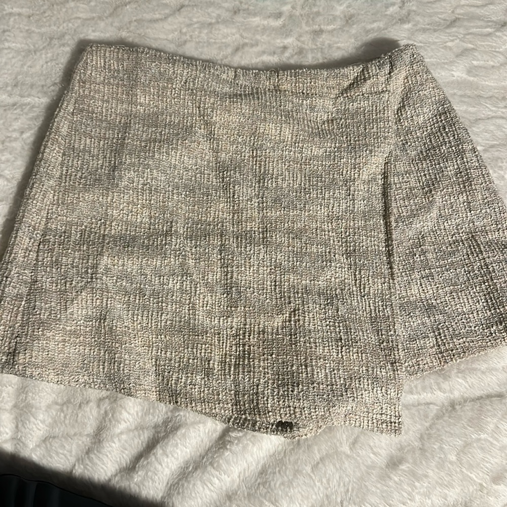 SKORT
